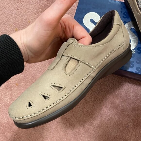 SAS Roamer Shoe in Sage Nubuck 8.5 Narrow - NWB - Picture 6 of 12